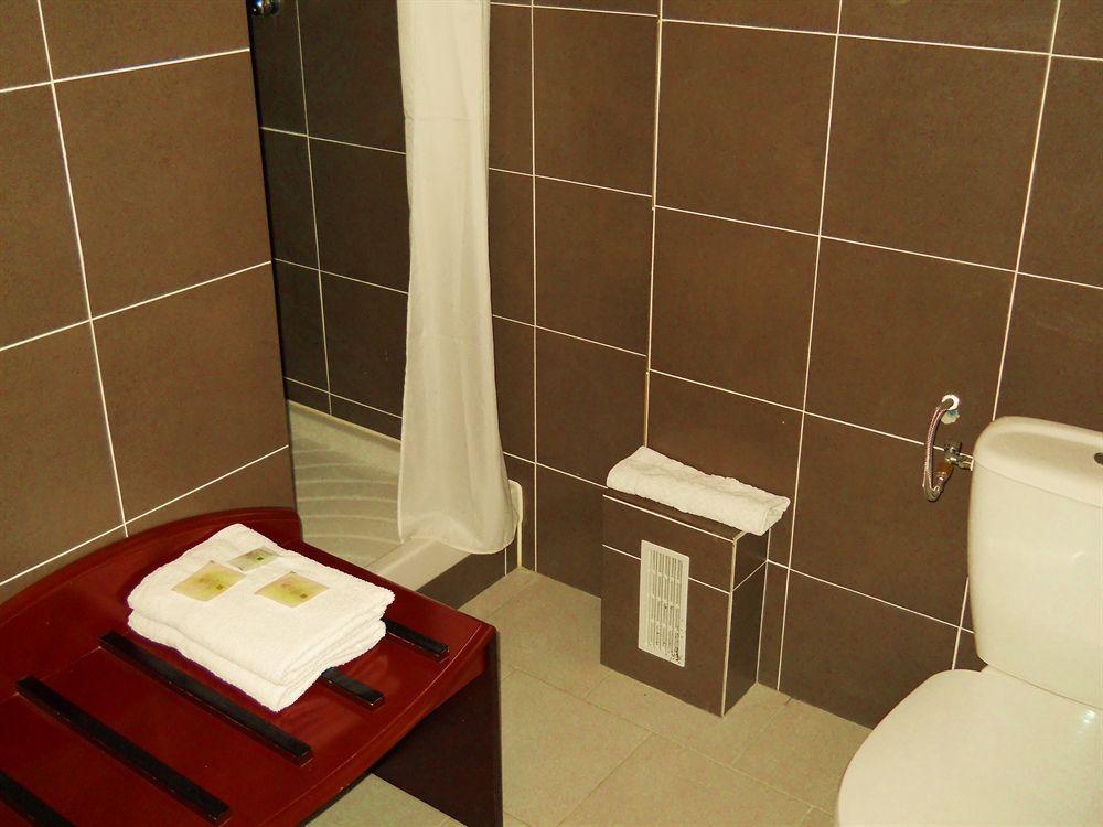 Hotel Le Ty-Lann Saint-Avé 외부 사진