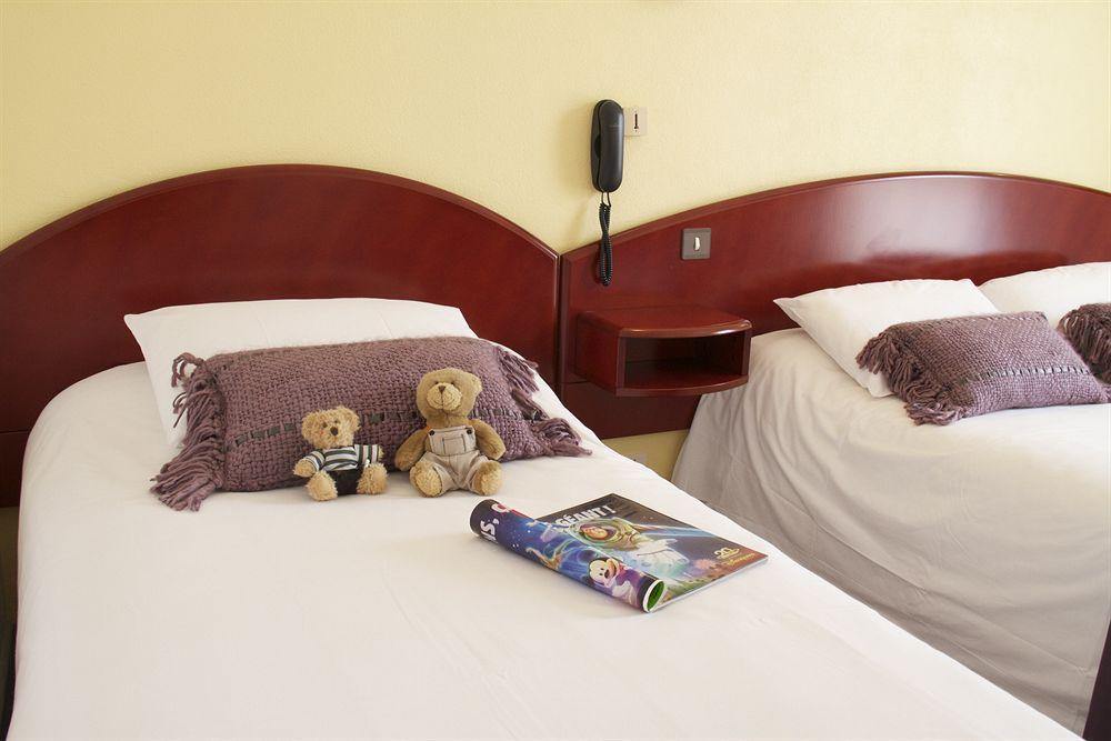 Hotel Le Ty-Lann Saint-Avé 외부 사진